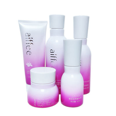 艾霏莱婷(AIFFEE)雪肌莹亮尊享礼盒5件套