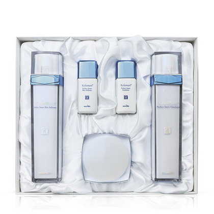 新生活(New_Life)珂露曼雪漾焕彩护肤系列