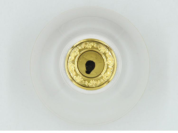 安植奢宠铂金眼霜护肤知识