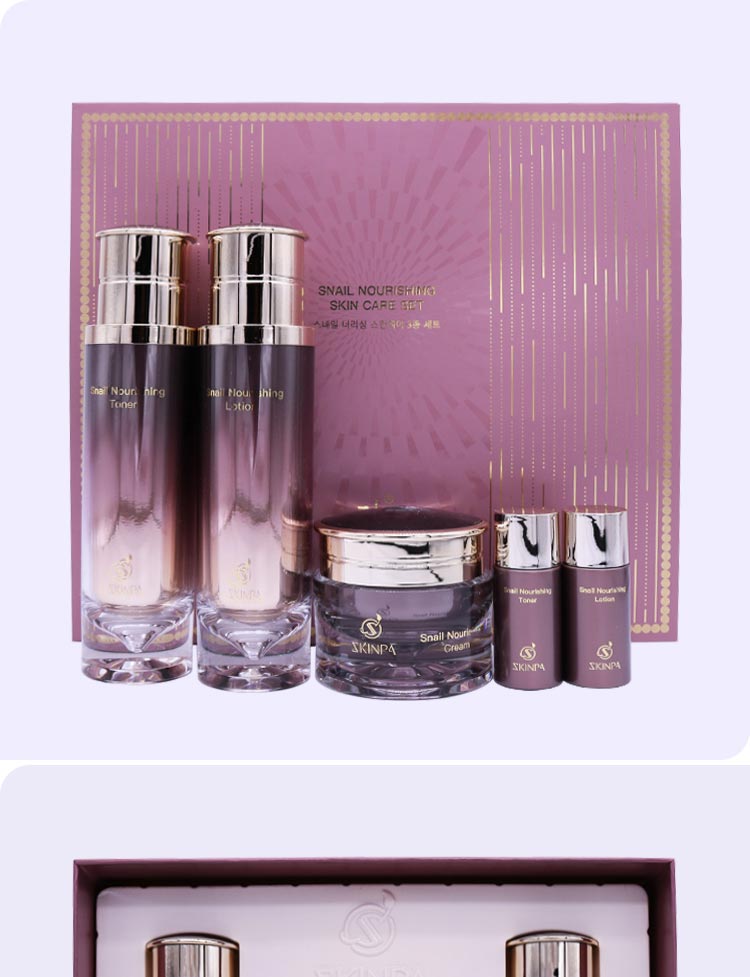 诗臻泊蜗牛润颜柔肤系列套盒呈现水润柔滑状态